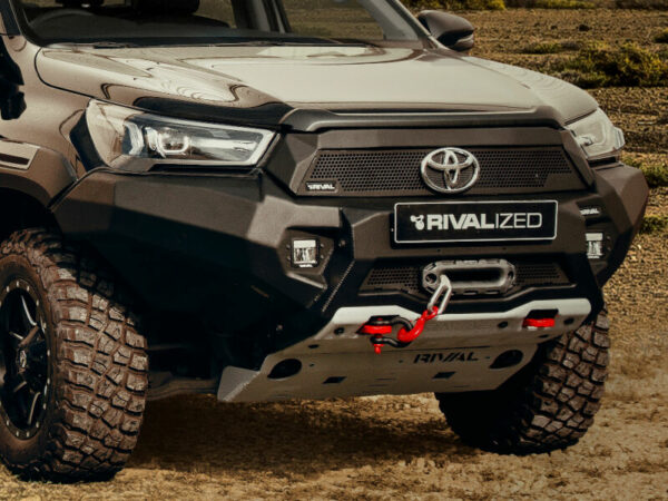 Trenutno pregledavate Branik prednji RIVAL – Toyota Hilux (2020+)